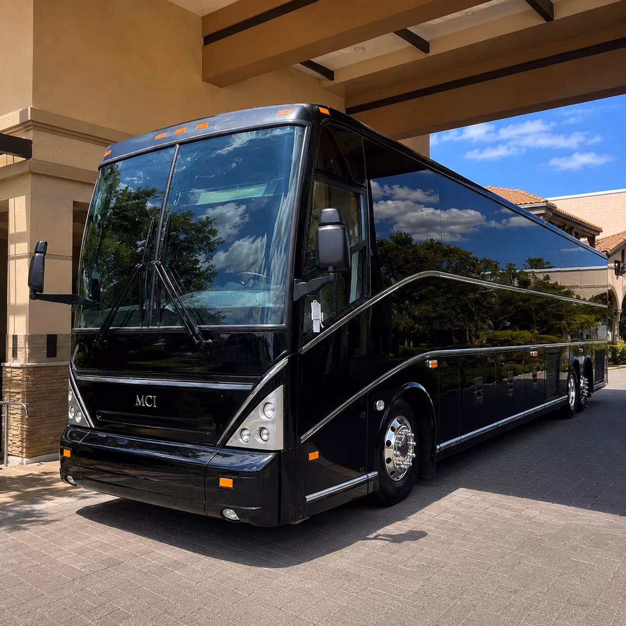 corporate shuttles between orem and silicon slopes tech campuses